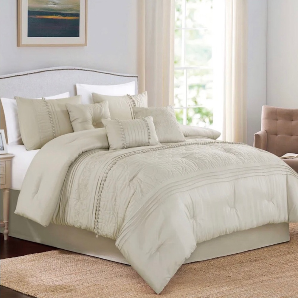 7 Piece Comforter Set